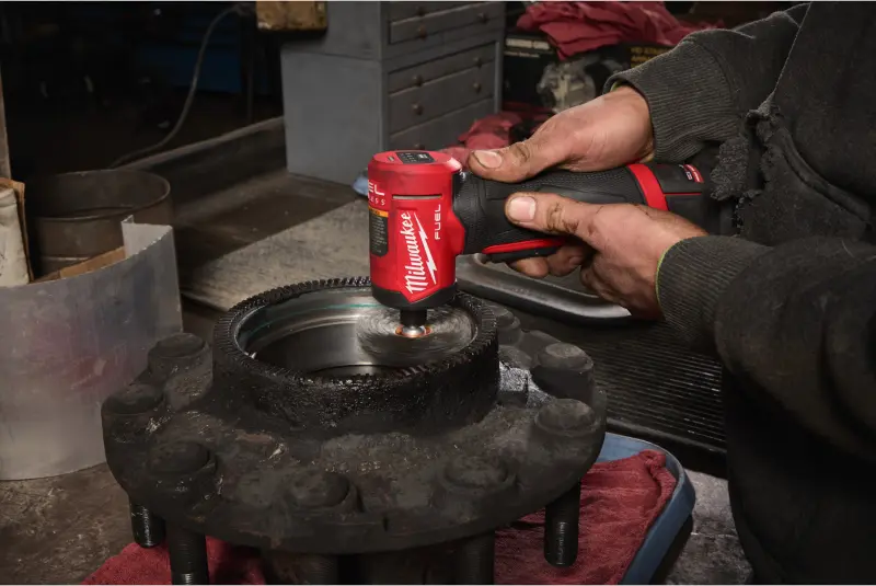 Aku přímá bruska Milwaukee M12 FDGA2-522B, aku M12 HB2.5 + M12 HB5 + M12 C12 C + taška, 4933498980